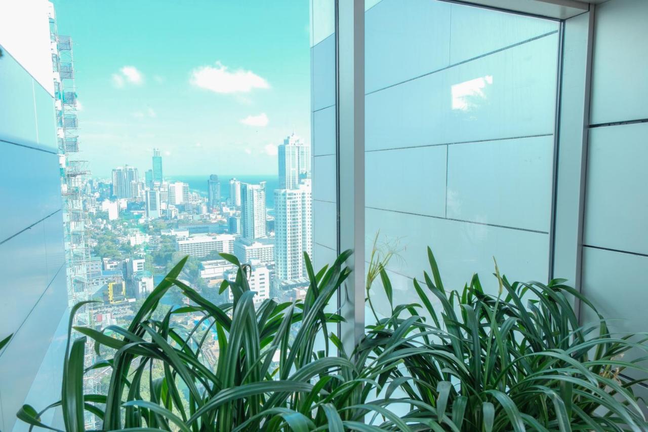 Brand New Water Front Luxury Cinnamon Suites Apartment In Heart Of Colombo City Esterno foto