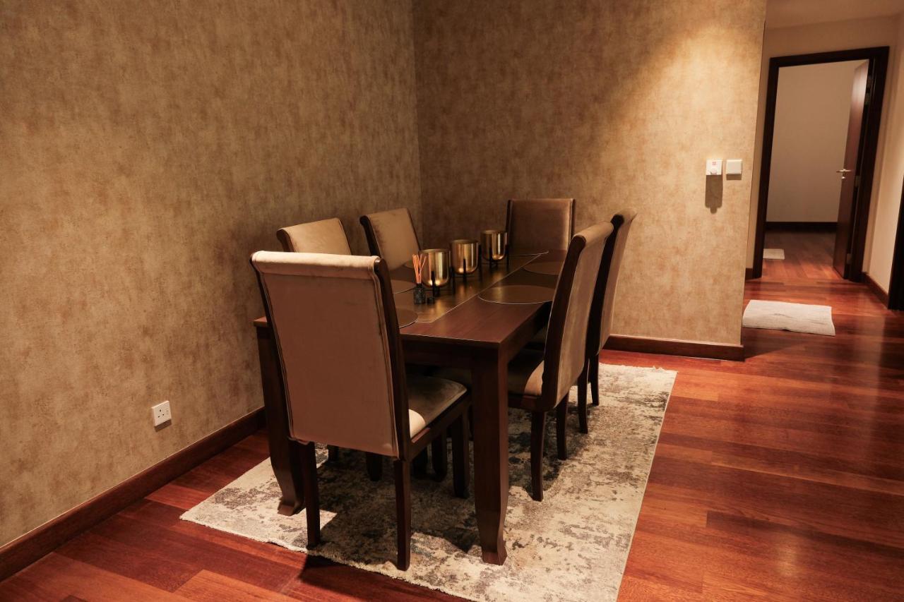 Brand New Water Front Luxury Cinnamon Suites Apartment In Heart Of Colombo City Esterno foto
